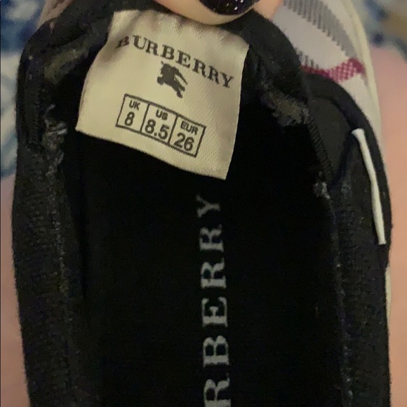 Burberry Slip On Shoes for Kids - Picture 5 of 7
